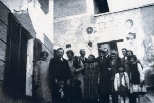 Daria Rubboli e famiglia (1927)